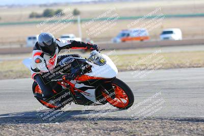 media/Feb-05-2023-Classic Track Day (Sun) [[c35aca4a42]]/Group 2/session 4 turn 4/